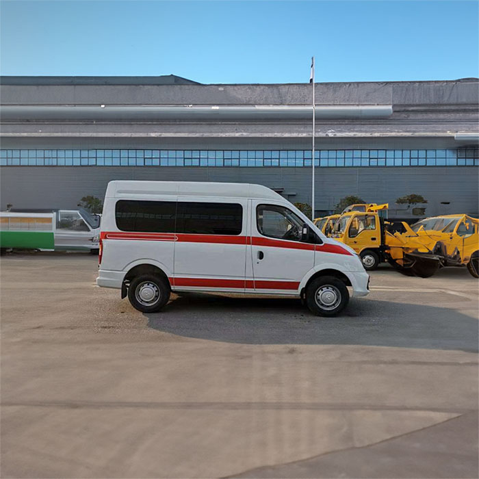 西宁救护车出租费用