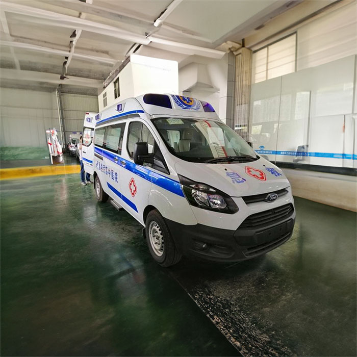 西宁急救车出租联系电话