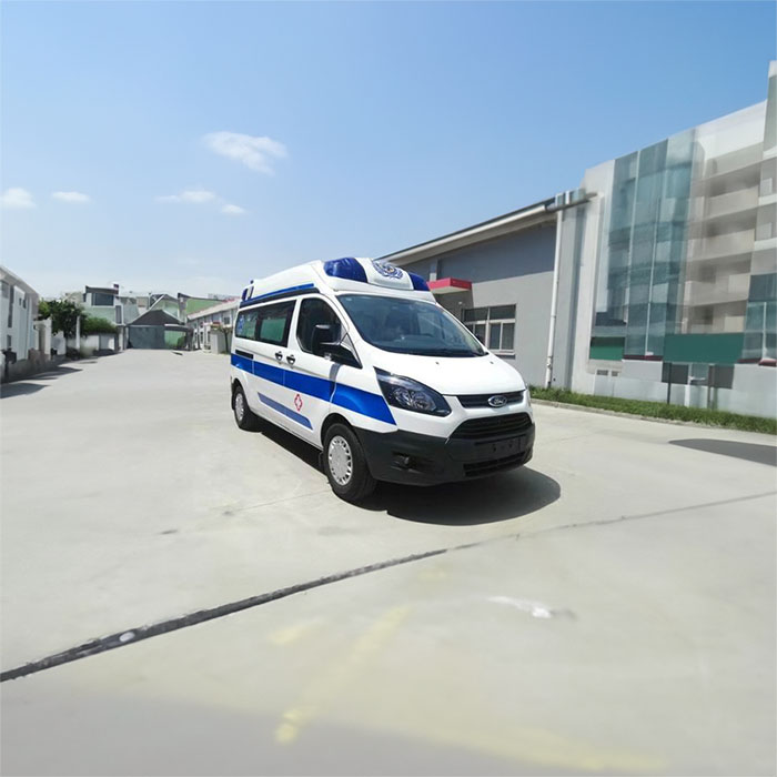 西宁私人救护车租车费用