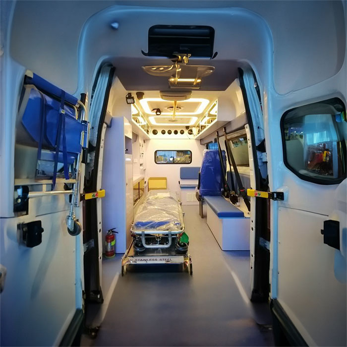 西宁救护车租赁多少钱