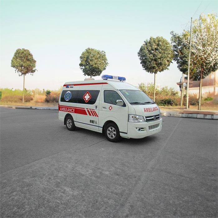 西宁私人救护车租车电话