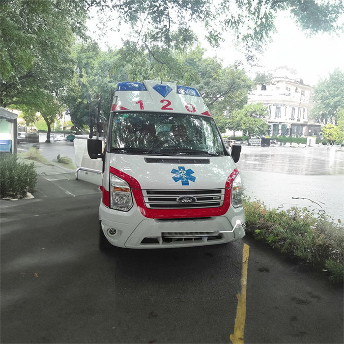 西宁出租私人救护车