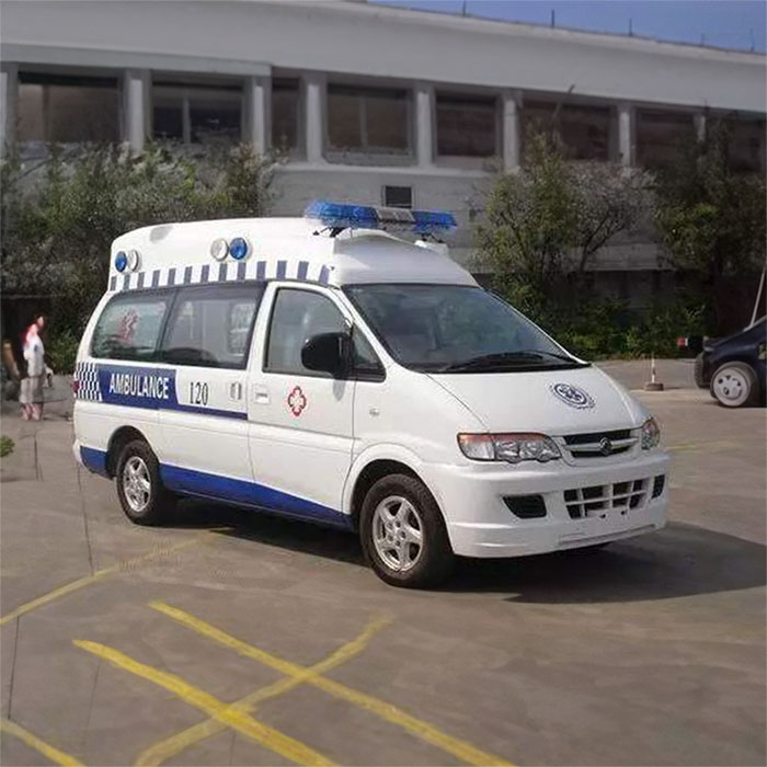 西宁出租急救车联系方式