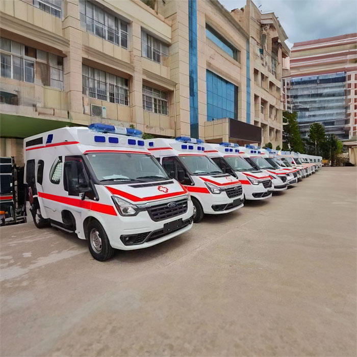 西宁私人救护车出租收费