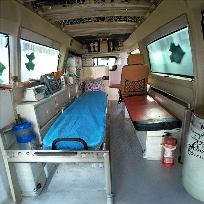 西宁私人救护车出租费用