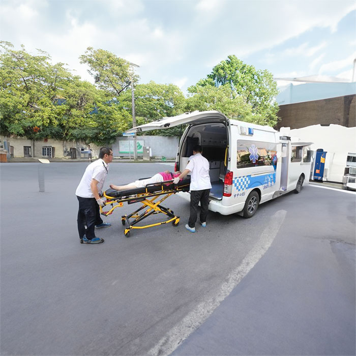 西宁出租救护车