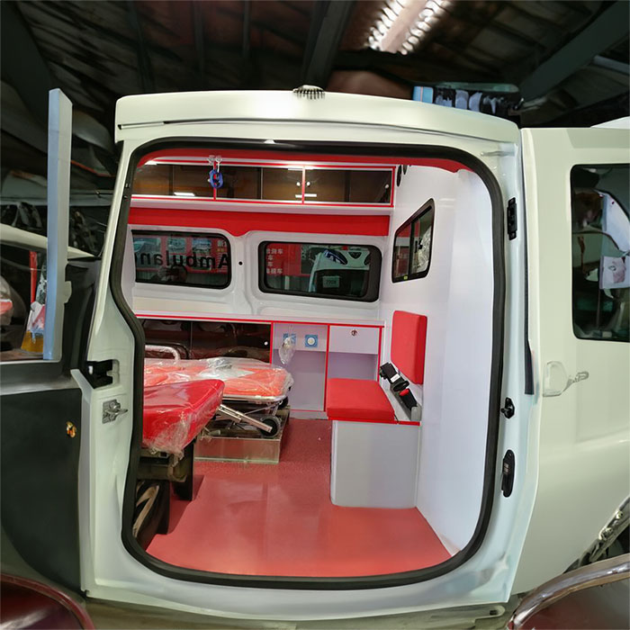 西宁私人救护车租赁联系方式