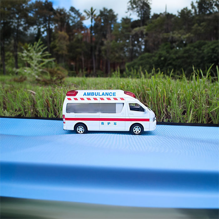 西宁私人救护车租赁收费