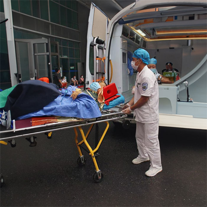 西宁私人救护车出租联系方式