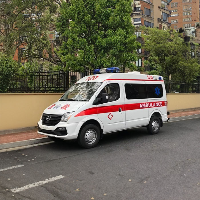 西宁租赁救护车电话号码