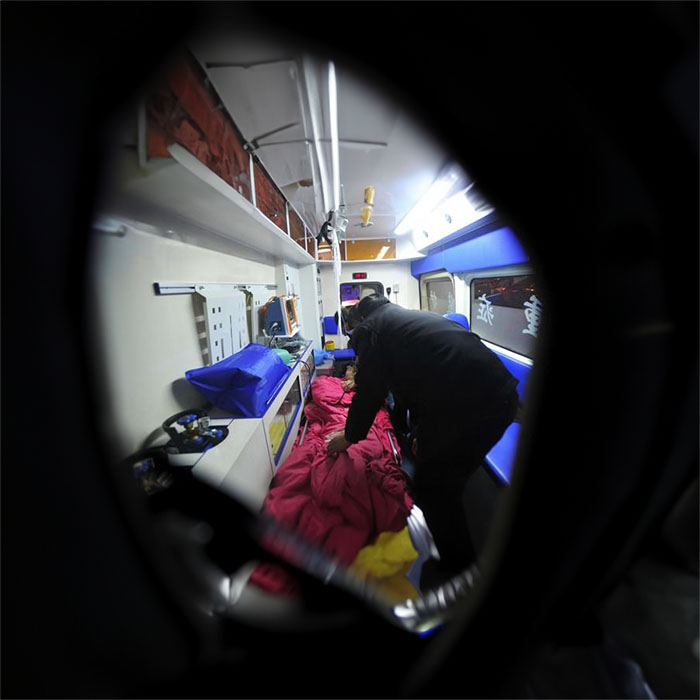 西宁急救车租赁联系电话