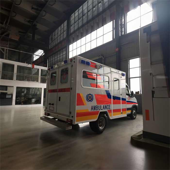 西宁救护车租赁收费