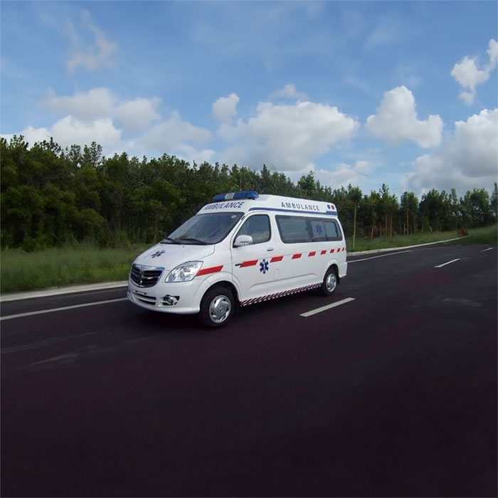 西宁租赁私人救护车电话