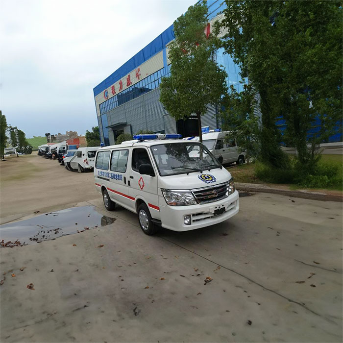 西宁私人救护车租赁电话