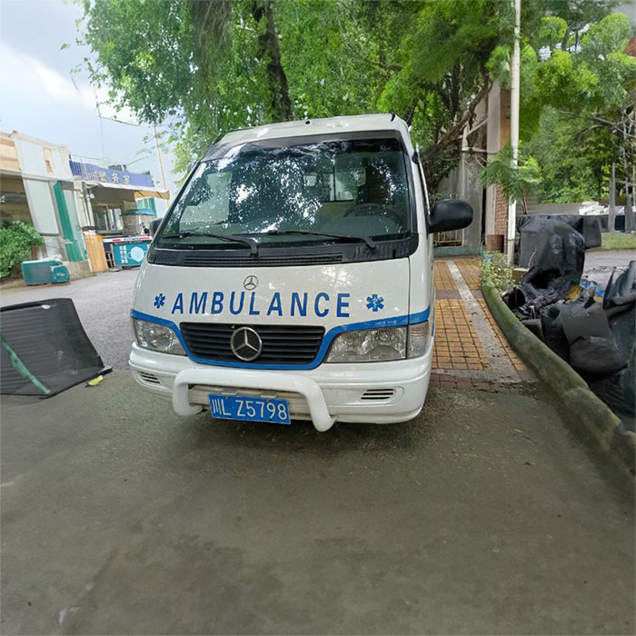 西宁急救车出租费用