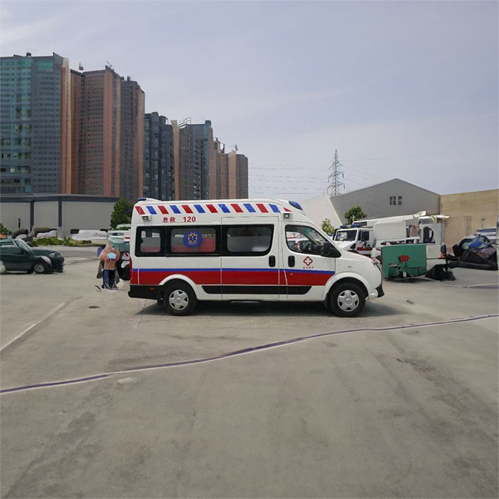 西宁租赁救护车电话