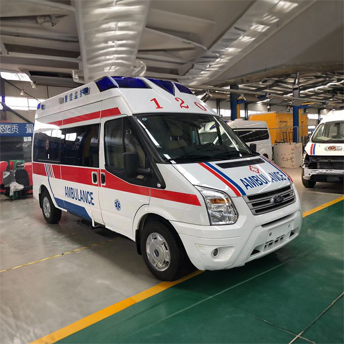 西宁租赁私人救护车联系电话