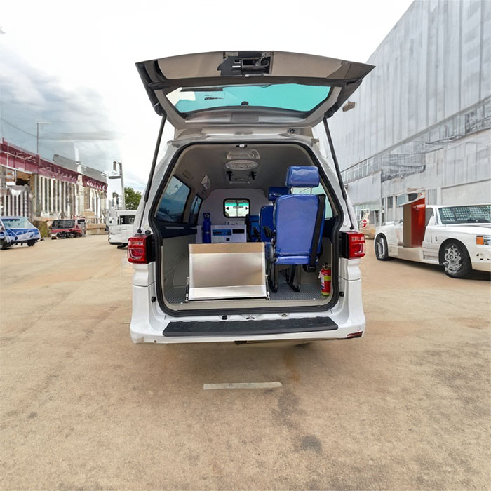 西宁私人救护车租车收费标准