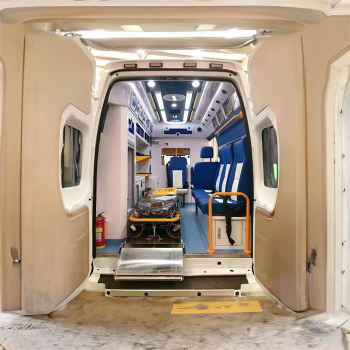 西宁急救车租车联系电话