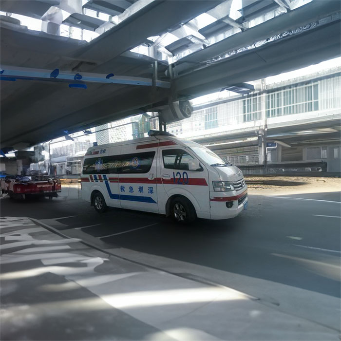 西宁救护车租赁联系电话