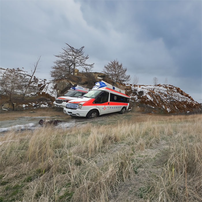 西宁救护车租车费用