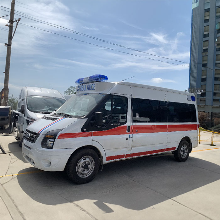 西宁出租私人救护车电话号码