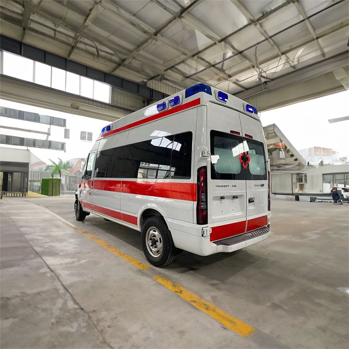 西宁出租私人救护车联系方式