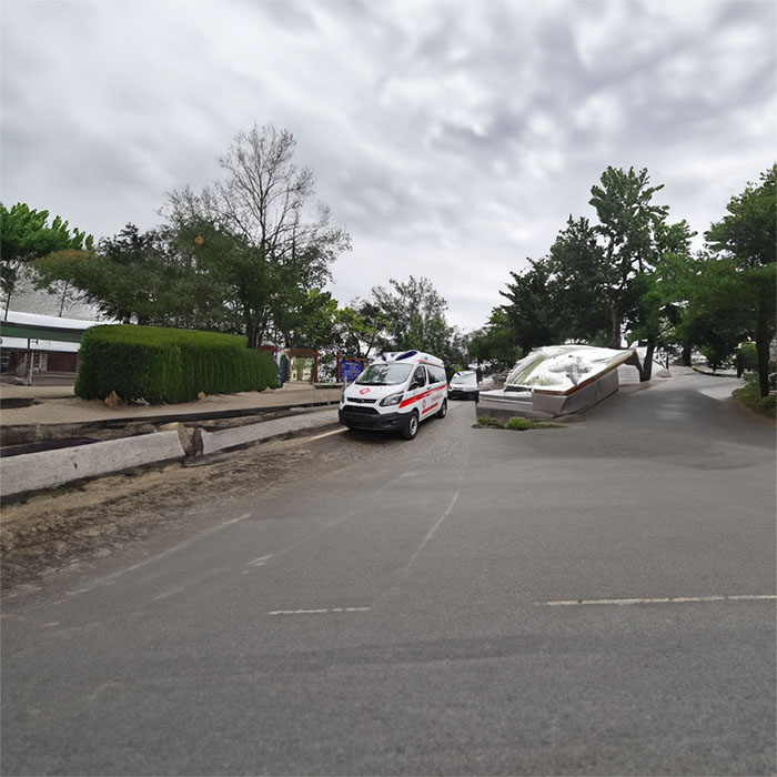 西宁租赁私人救护车电话