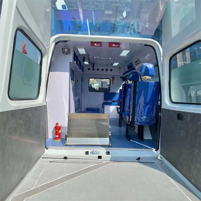 西宁私人救护车租车费用