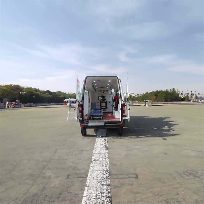 西宁出租私人救护车