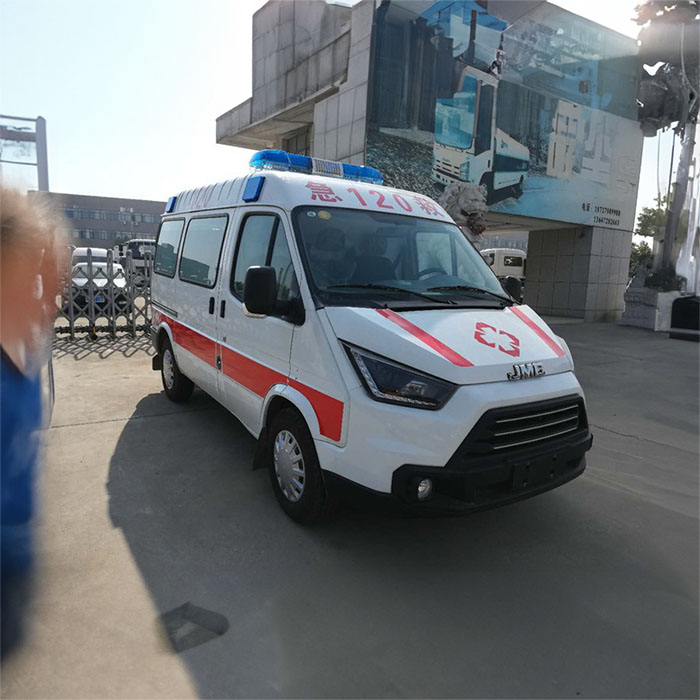 西宁救护车出租收费