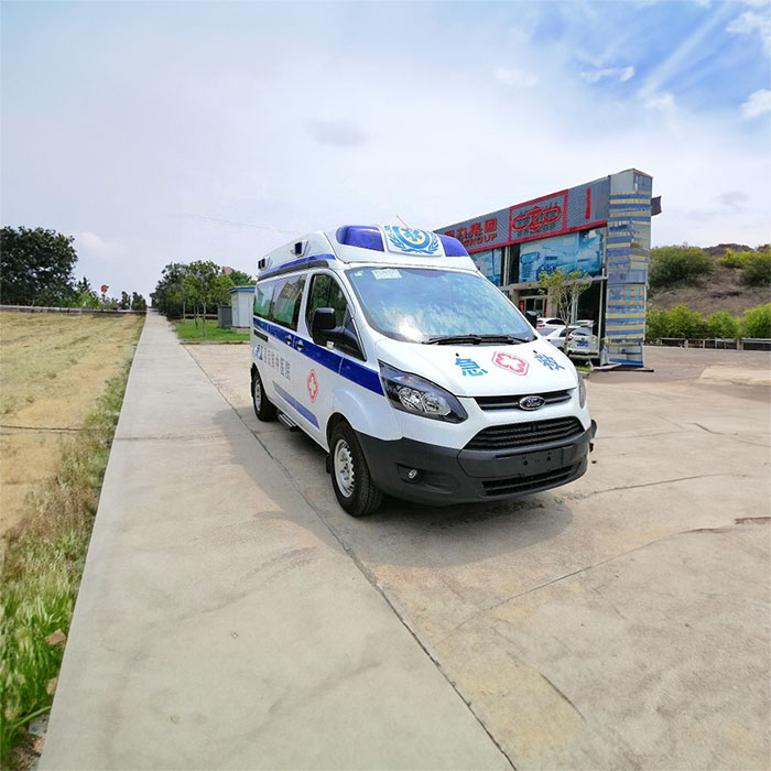 西宁租赁私人救护车联系电话