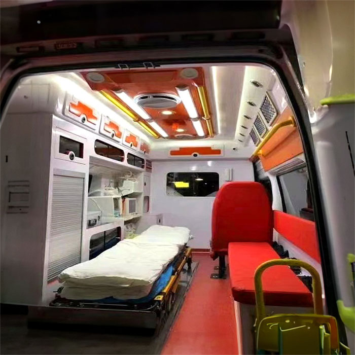 西宁出租救护车联系方式