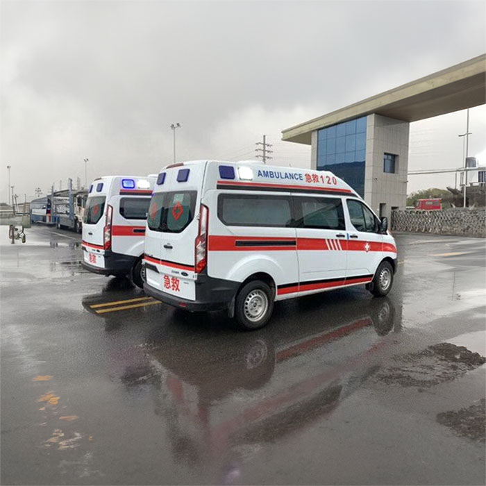 西宁救护车租赁