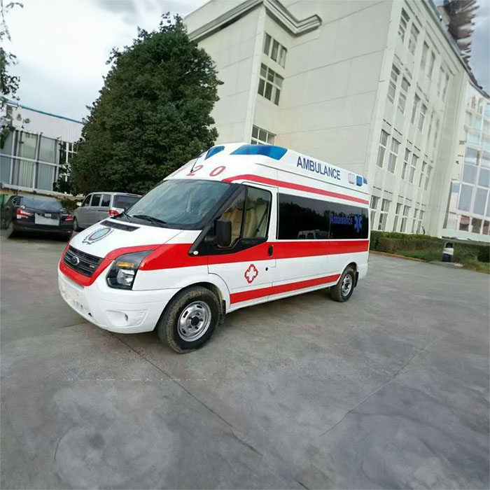 西宁私人救护车租车电话