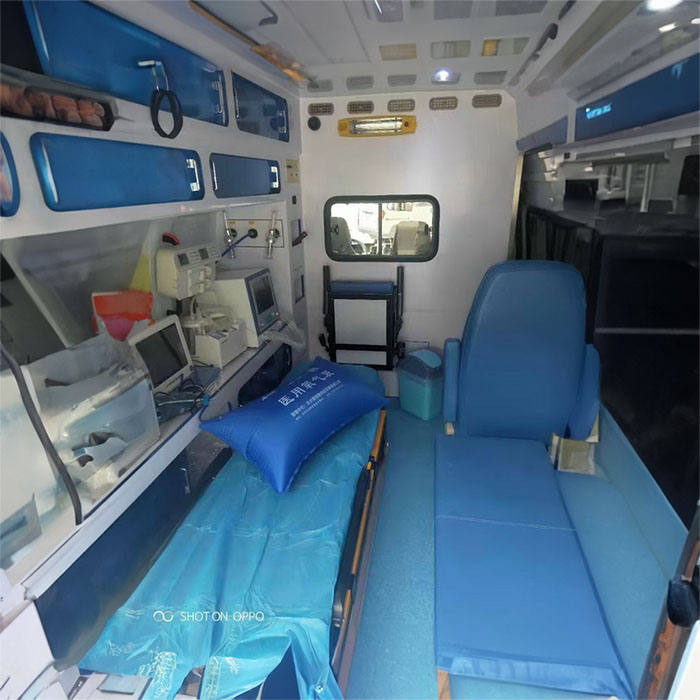 西宁救护车租赁多少钱