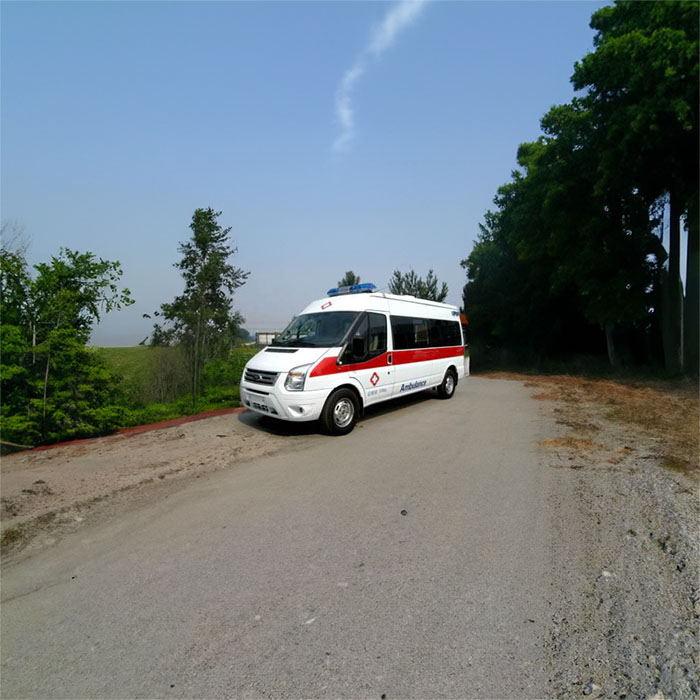 西宁租赁救护车电话