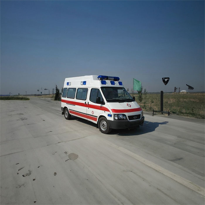 西宁租赁救护车联系电话