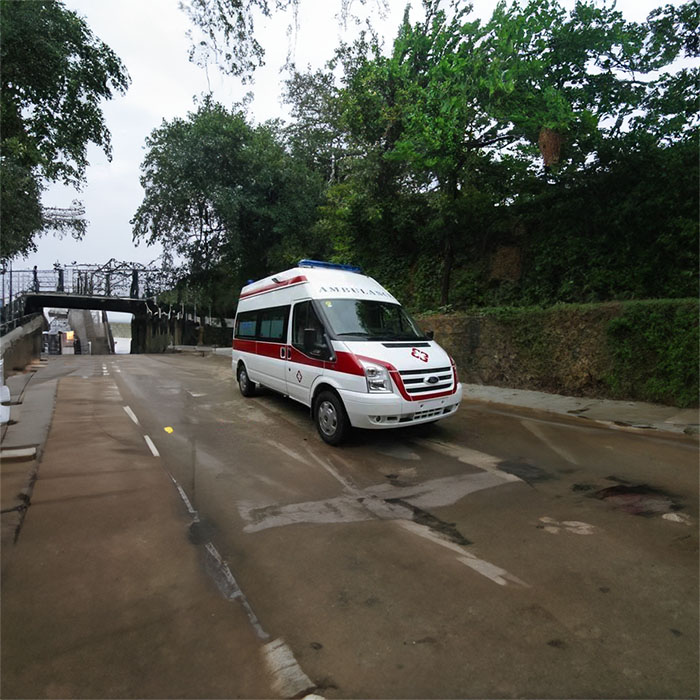 西宁出租120联系方式