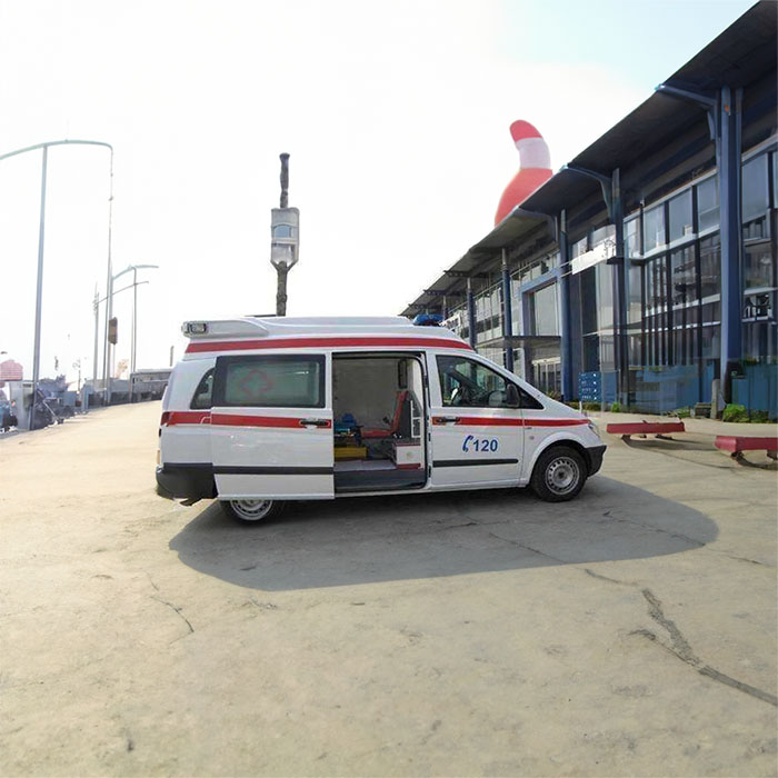 西宁出租救护车电话号码