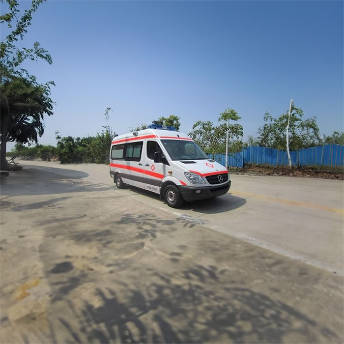西宁急救车租赁电话