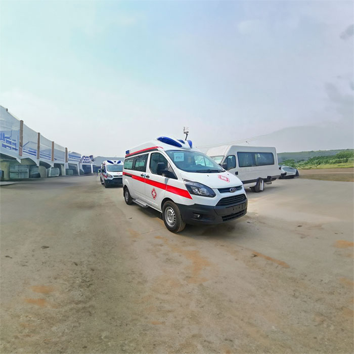 西宁私人救护车租赁电话