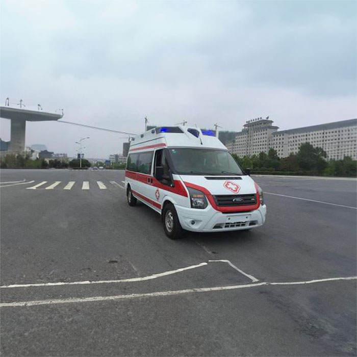 西宁私人救护车租赁多少钱