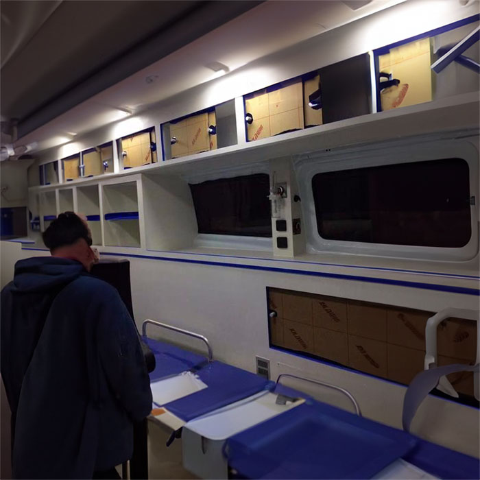 西宁救护车租赁联系方式