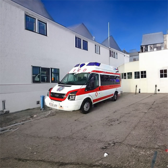 西宁出租急救车联系电话