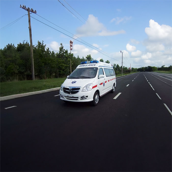 西宁出租急救车电话号码