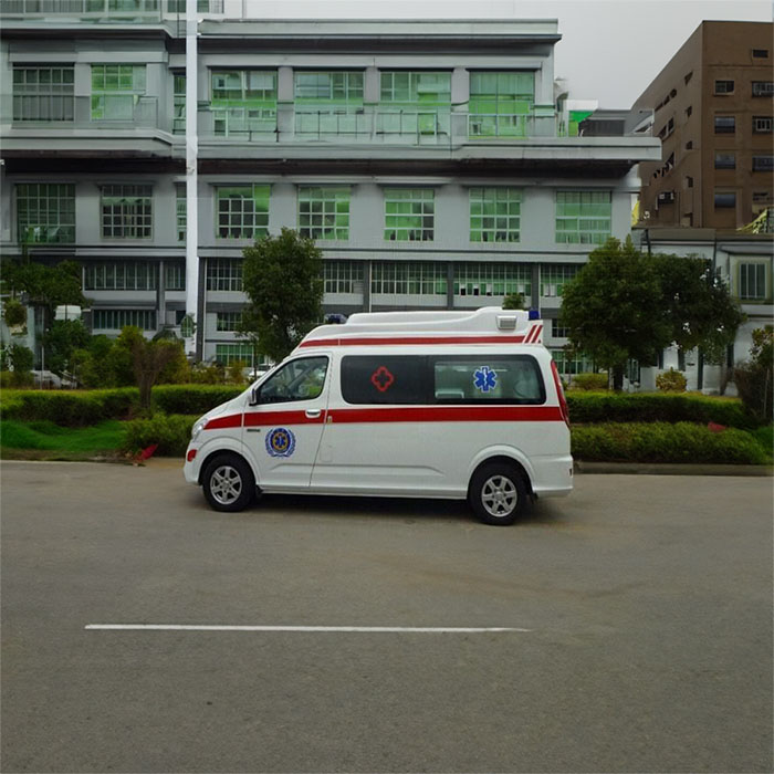西宁出租私人救护车电话号码