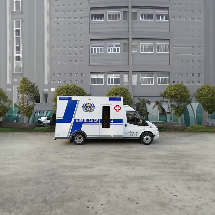 西宁出租救护车联系电话