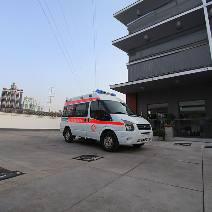 西宁出租急救车联系方式