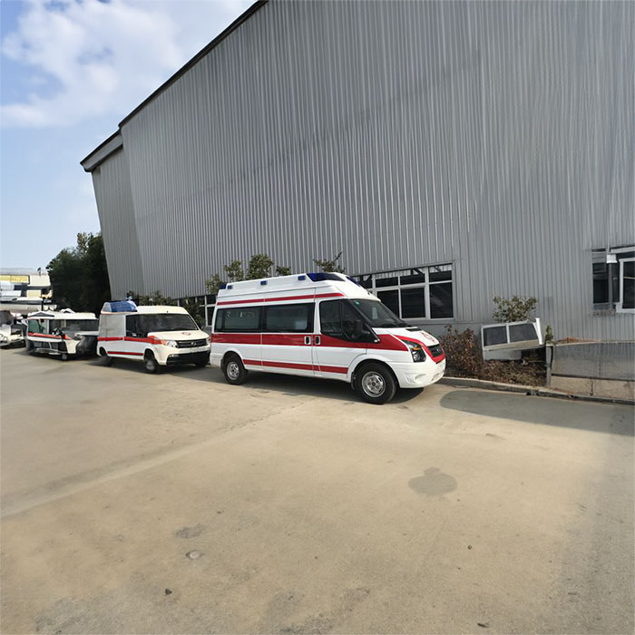 西宁救护车租车费用